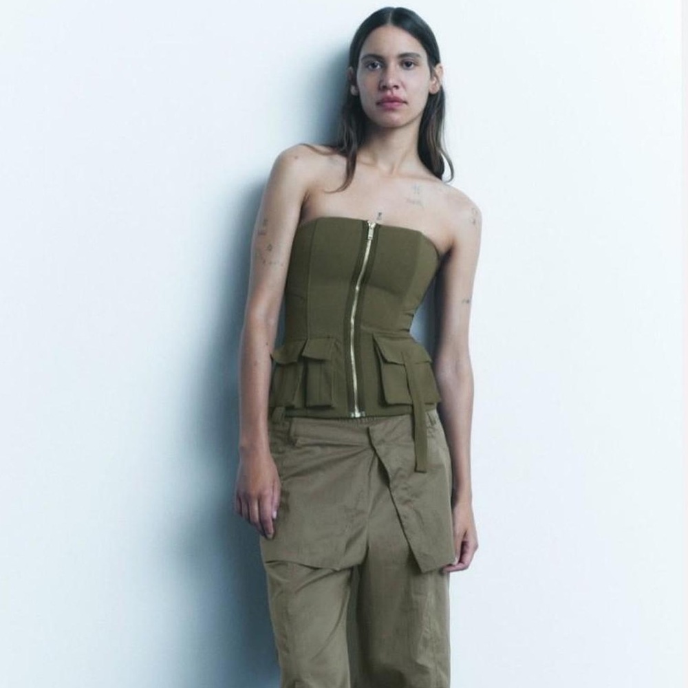 NWOT Zara STRAPLESS TOP WITH POCKETS